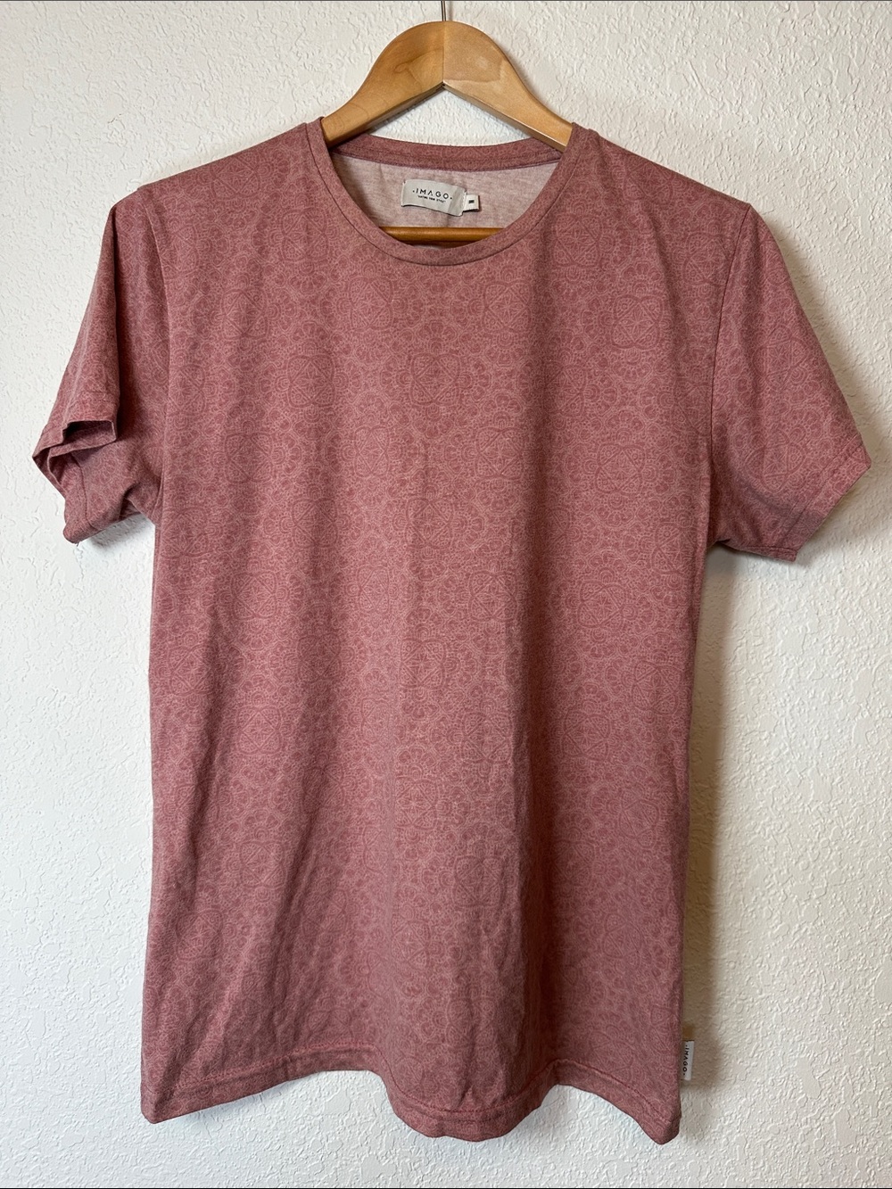 Imago Men’s Short Sleeve Crewneck Print  T-Shirt — Dusty Rose